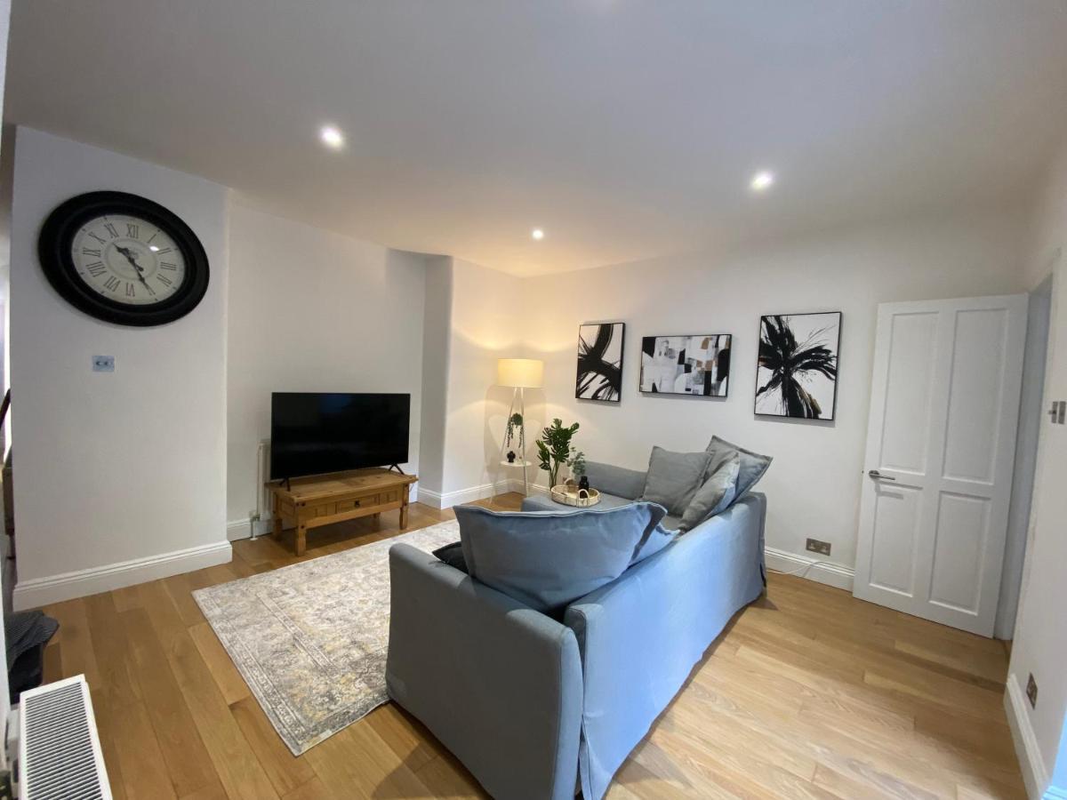 Fantastic Spacious Garden Flat With Own Private Entrance Λονδίνο Εξωτερικό φωτογραφία